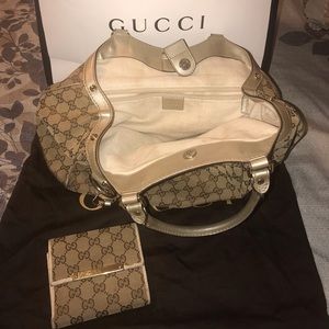 Authentic Gucci purse & wallet